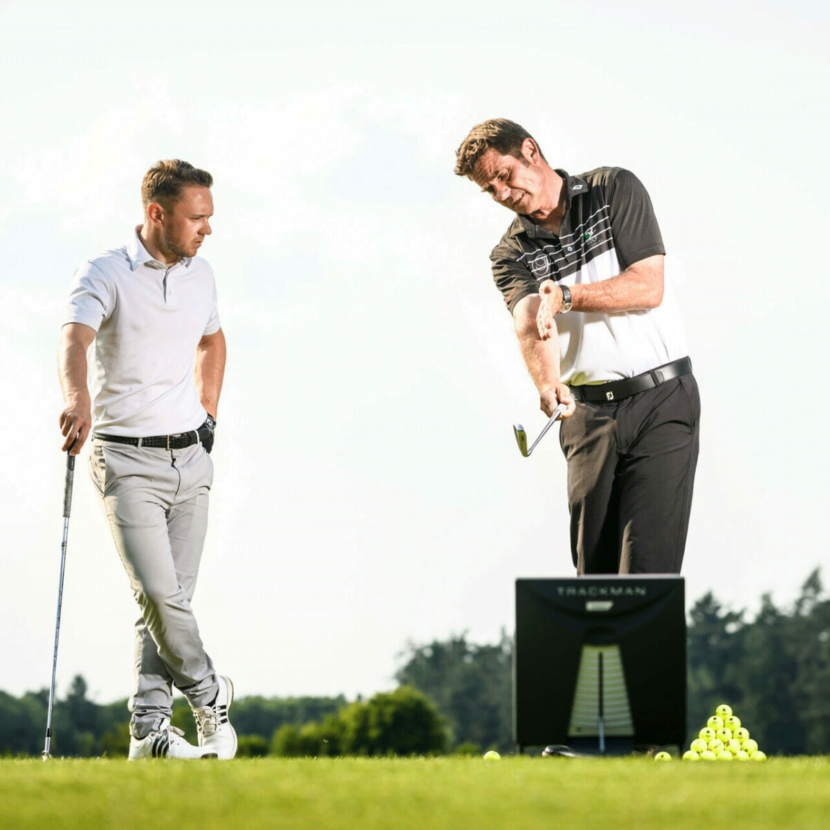 Sven Strüwer gibt Training auf dem Golfplatz Fleesensee
