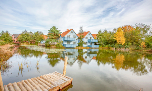 BEECH Resort Fleesensee im Herbst
