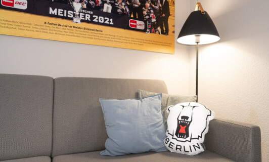 Eisbären Berlin Merchandise im Partner Apartment am Fleesensee