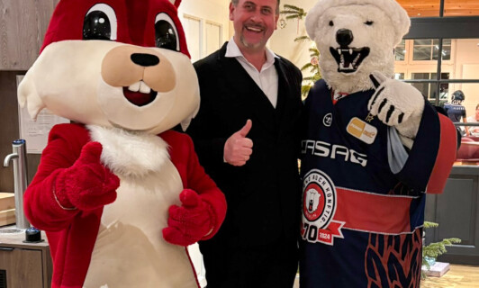 BEECH Maskottchen Edi und Maskottchen Berliner Eisbären
