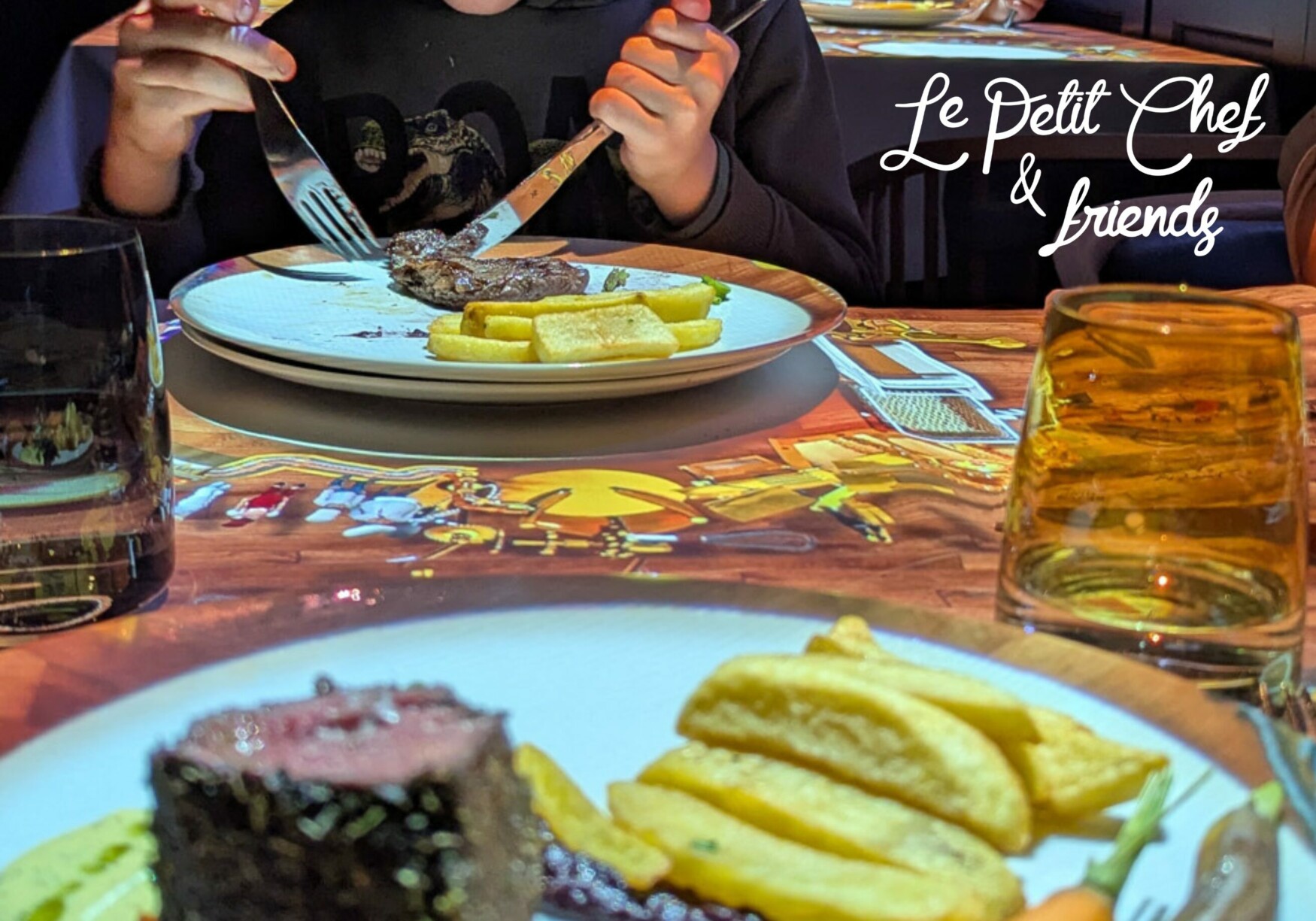 3D animierter Esstisch beim Fun Dining Event im Restaurant Göhren Lebbin