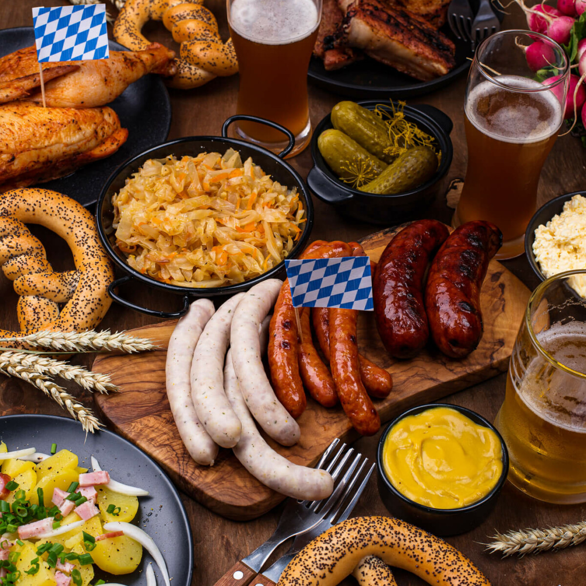 Brezel, Bier, Würste